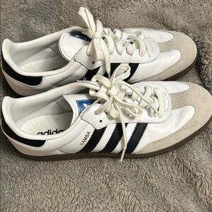Adidas Samba White and Black Leather Shoes, Women’s size 10, Like NEW